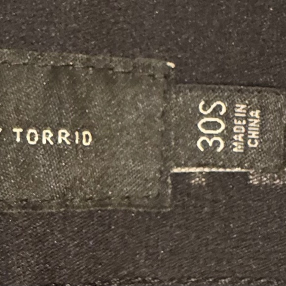 Torrid Studio Bombshell Boot Black Stretch Pants β Size 30S (Short Inseam) - Picture 7 of 10